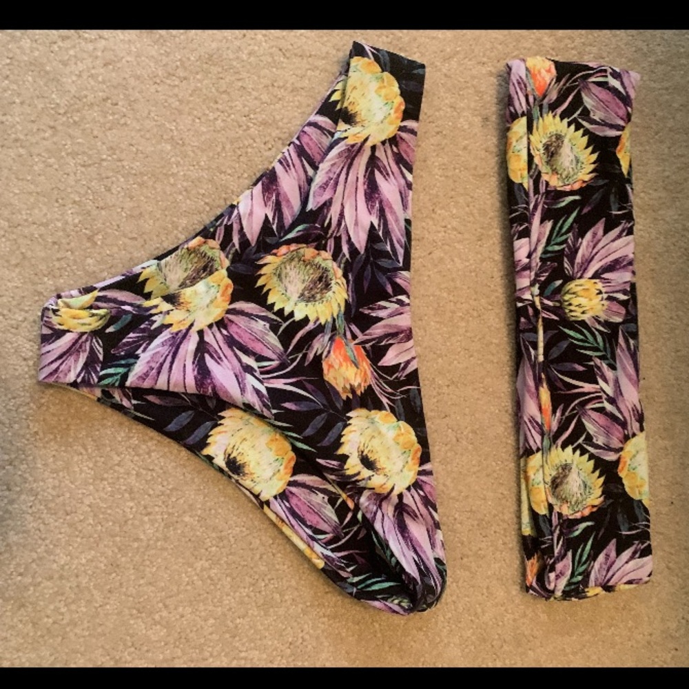 Bathing suit